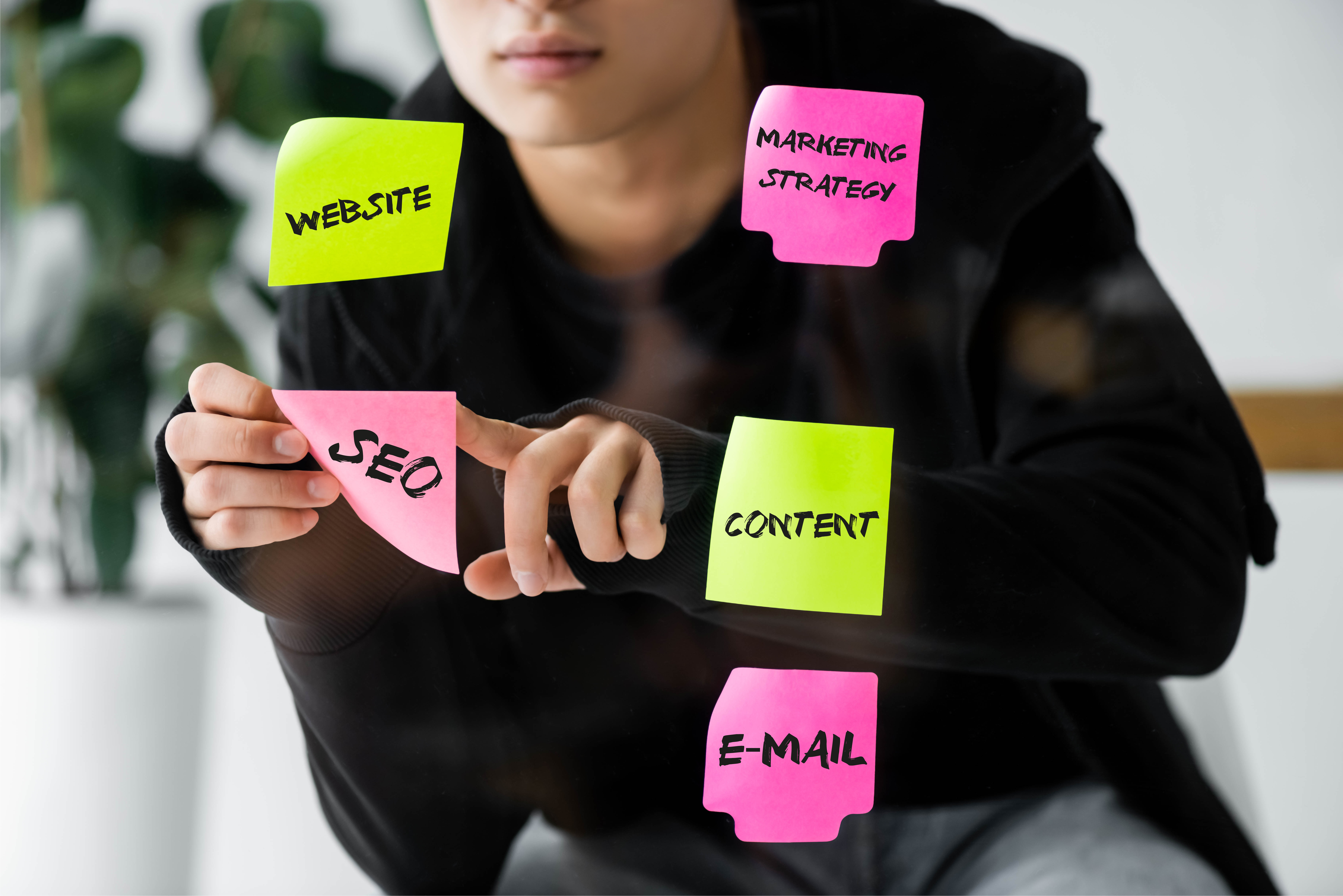 The Psychology Behind Scroll-Stopping Content: Why Some Posts Win Attention